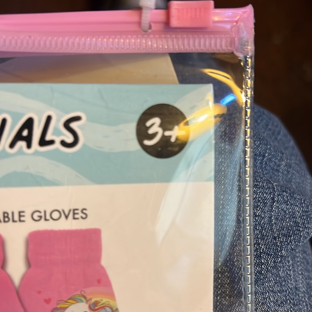 KIDS. ESSENTIALS. GIRL - Picture 5 of 6